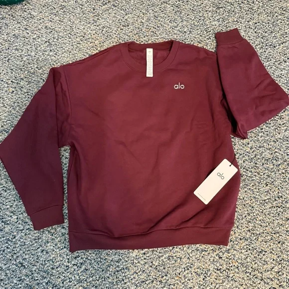 NWT ALO YOGA Accolade Crewneck Pullover Burgundy XS, S, and M - Picture 4 of 7